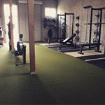 With the facility move, I slipped on realizing that Essers made it past the 3-year mark this past June.
In 2015 at this time, my goal was making sure we survived the month. 
Incredibly grateful for the growth but what I’m most happy about is not changing anything about what I set out to do. To say that I get to work with great people (colleagues and clients) who actually make it possible, be in the city I love, and look to Monday with excitement is something I’ll never take for granted. 
Here’s to another great year of changing the status quo.
#deadlifts #essersla #culvercity #dominatealllife #strengthandconditioning